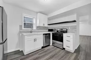 2152 W 21st St, Chicago, IL 60608 - Photo 3