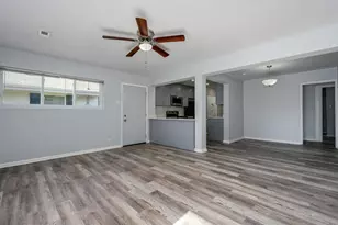 17312 Greenbay Ave, Lansing, IL 60438 - Photo 3