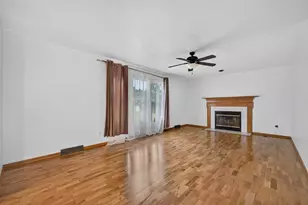 8448 Centaur Dr, Machesney Park, IL 61115 - Photo 11