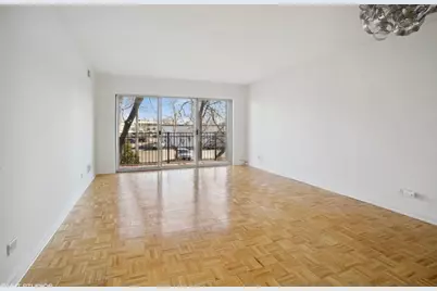 5300 Carriageway Drive #203, Rolling Meadows, IL 60008 - Photo 3