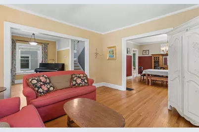 111 W Franklin Street, Wheaton, IL 60187 - Photo 9