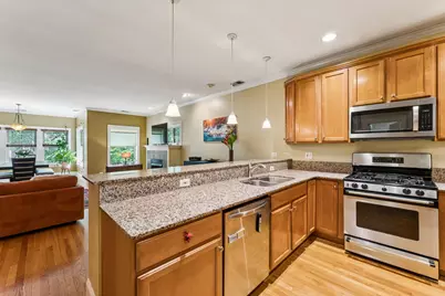 934 W Agatite Avenue #1, Chicago, IL 60640 - Photo 9
