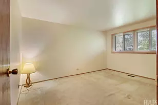 808 W Weathersfield Way, Schaumburg, IL 60193 - Photo 9