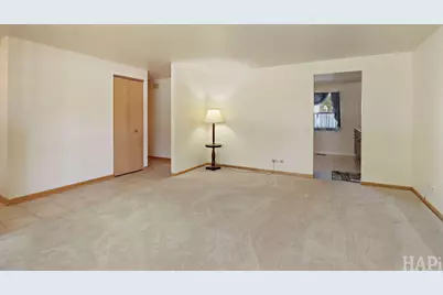808 W Weathersfield Way, Schaumburg, IL 60193 - Photo 3