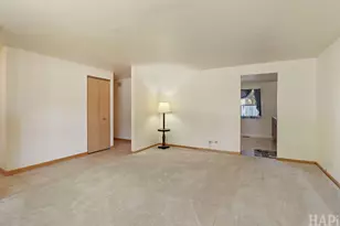 808 W Weathersfield Way, Schaumburg, IL 60193 - Photo 3