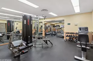 3950 N Lake Shore Dr, Chicago, IL 60613 - Photo 13