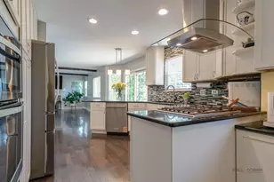 360 Southwind Ct, Lake Villa, IL 60046 - Photo 7