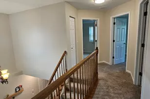 450 Rosewood Crossing, Lindenhurst, IL 60046 - Photo 15