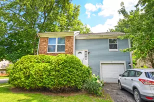 401 Fernwood Dr, Westmont, IL 60559 - Photo 1