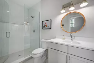 1938 N Sawyer Ave, Chicago, IL 60647 - Photo 21