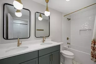 1938 N Sawyer Ave, Chicago, IL 60647 - Photo 19