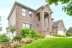 10 Cloverhill Cir, Bloomington, IL 61705 - Photo 43