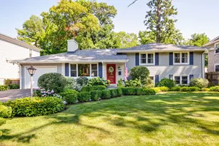 502 E Scranton Ave, Lake Bluff, IL 60044 - Photo 1