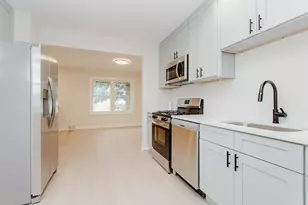 905 Adams St, Maywood, IL 60153 - Photo 11