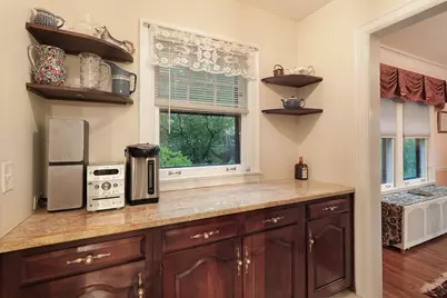 1370 Forest Avenue, Highland Park, IL 60035 - Photo 7