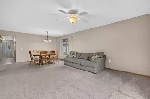 2700 Eagle Dr, Joliet, IL 60436 - Photo 11