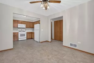 2700 Eagle Dr, Joliet, IL 60436 - Photo 3