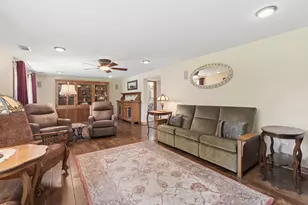 7933 Glen Ln, Darien, IL 60561 - Photo 25