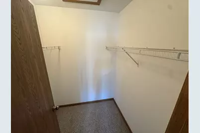 267 Yorkshire Court, Gurnee, IL 60031 - Photo 13