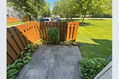 267 Yorkshire Court, Gurnee, IL 60031 - Photo 23