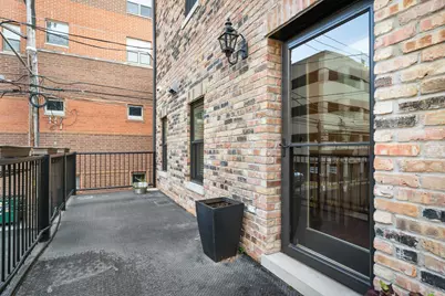 116 W Chestnut Street, Chicago, IL 60610 - Photo 21