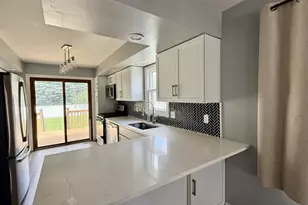 416 Palmor Dr, Ottawa, IL 61350 - Photo 9