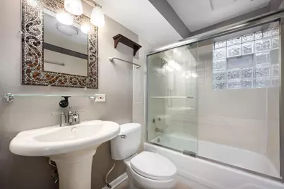 2516 W Lyndale Street, Chicago, IL 60647 - Photo 15