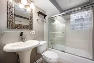 2516 W Lyndale St, Chicago, IL 60647 - Photo 15