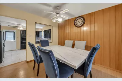 230 W Morris Avenue, Lombard, IL 60148 - Photo 9
