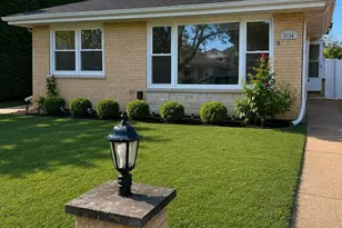 8344 Kedvale Ave, Skokie, IL 60076 - Photo 3