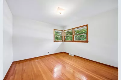 418 Highland Road, Willowbrook, IL 60527 - Photo 17