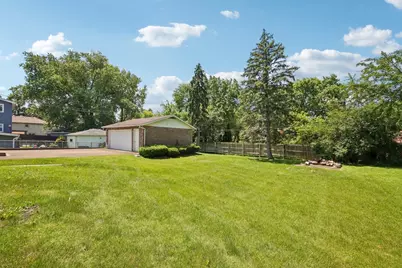418 Highland Road, Willowbrook, IL 60527 - Photo 37