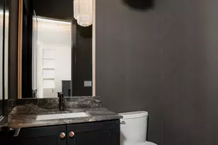 2214 W Oakdale Ave, Chicago, IL 60618 - Photo 21