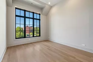 2214 W Oakdale Ave, Chicago, IL 60618 - Photo 35