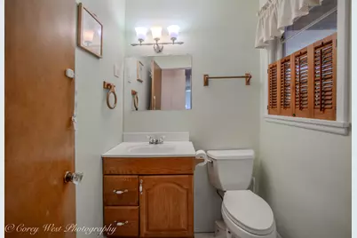 1319 W State Street, Geneva, IL 60134 - Photo 23