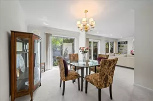 727 Raleigh Ct, Northbrook, IL 60062 - Photo 9