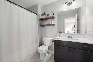 2993 Henley Ln, Naperville, IL 60540 - Photo 13