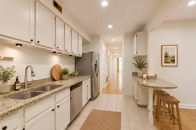 2730 N Sawyer Avenue #1S, Chicago, IL 60647 - Photo 5