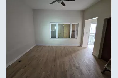 426 N Trumbull Avenue, Chicago, IL 60624 - Photo 3