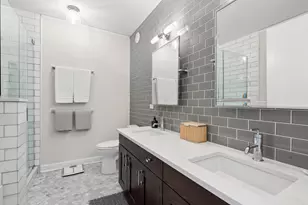 201 N Westshore Dr, Chicago, IL 60601 - Photo 11