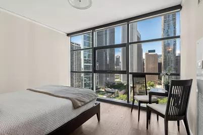 201 N Westshore Drive #2705, Chicago, IL 60601 - Photo 9