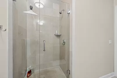 201 N Westshore Drive #2705, Chicago, IL 60601 - Photo 15