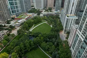 201 N Westshore Dr, Chicago, IL 60601 - Photo 23