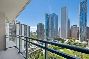 201 N Westshore Dr, Chicago, IL 60601 - Photo 17