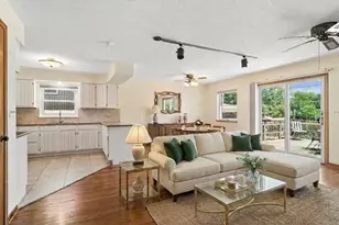 1241 N Chestnut Ave, Arlington Heights, IL 60004 - Photo 9