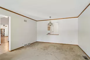 1241 N Chestnut Ave, Arlington Heights, IL 60004 - Photo 5