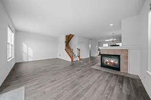 760 Lambert Ln, Bartlett, IL 60103 - Photo 7