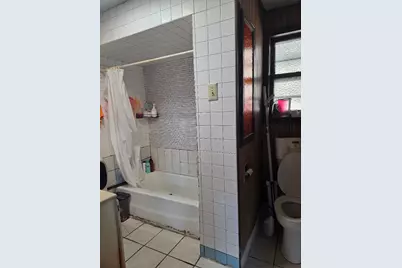 3030 S Poplar Avenue, Chicago, IL 60608 - Photo 9