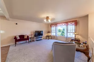4932 Cypress Ct, Oak Forest, IL 60452 - Photo 3