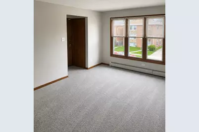 283 Yates Avenue, Calumet City, IL 60409 - Photo 5